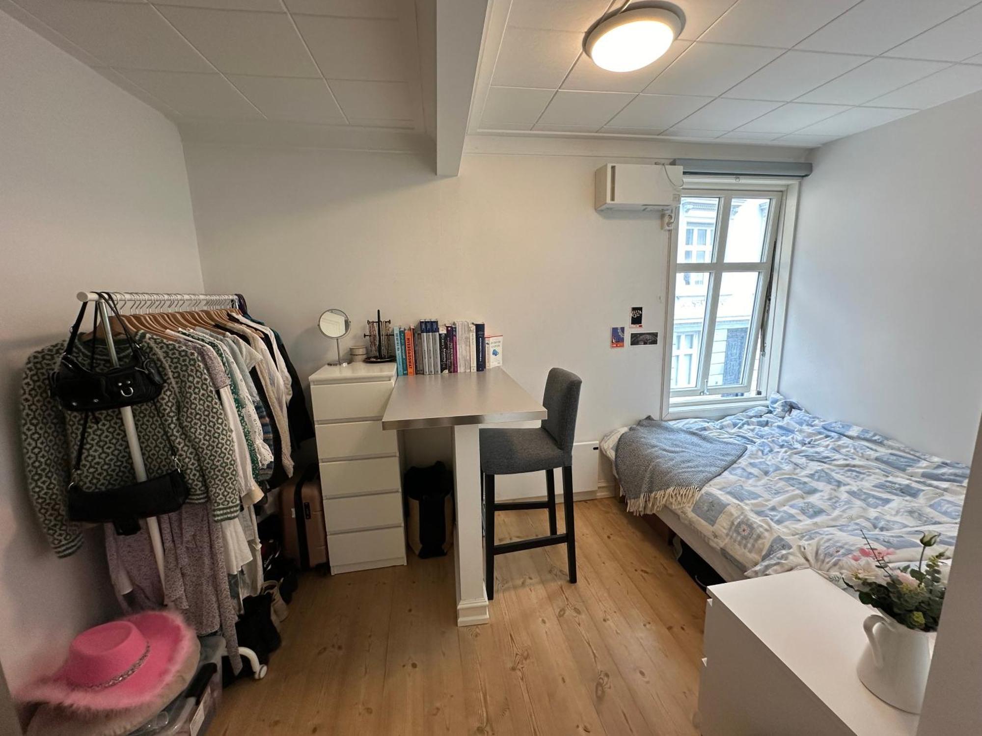 Apartmán Sjarmerende Bolig Like Ved Togstasjonen Bergen Exteriér fotografie