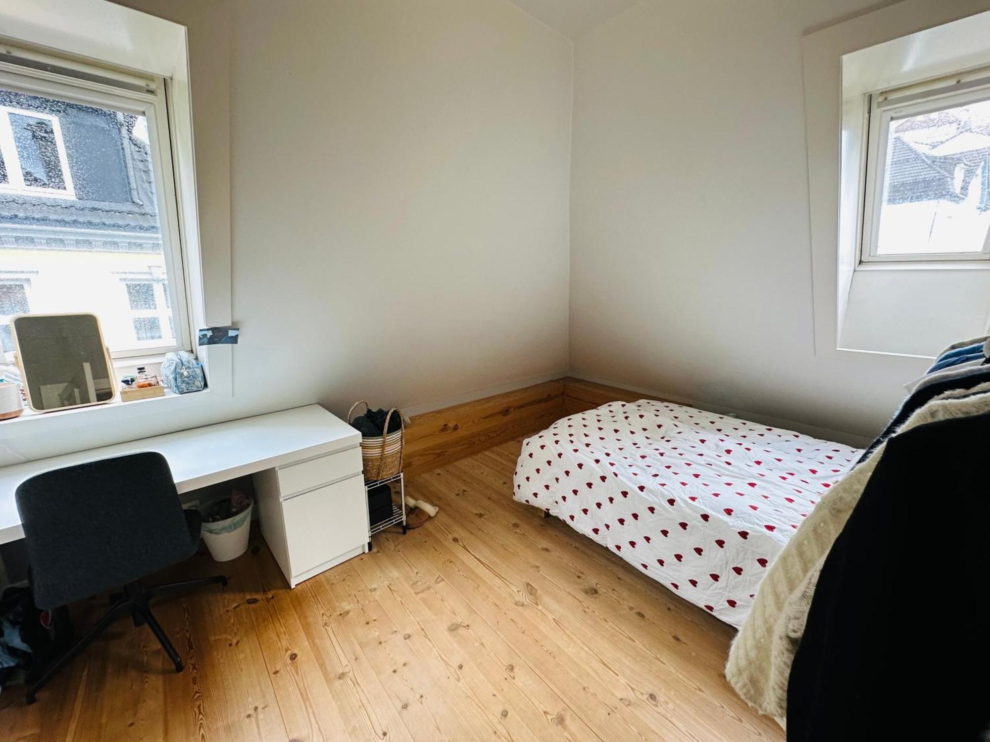 Apartmán Sjarmerende Bolig Like Ved Togstasjonen Bergen Exteriér fotografie