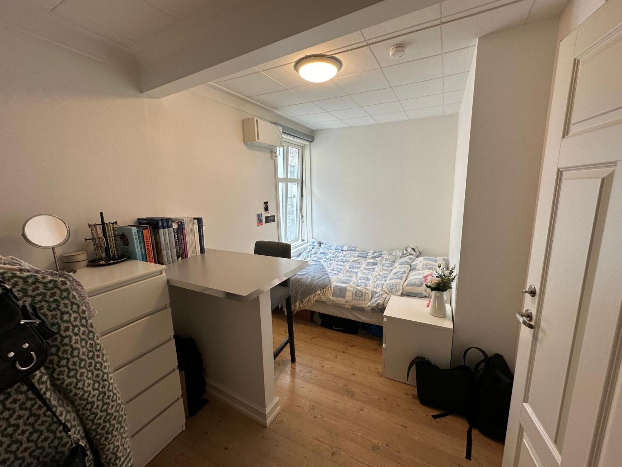 Apartmán Sjarmerende Bolig Like Ved Togstasjonen Bergen Exteriér fotografie