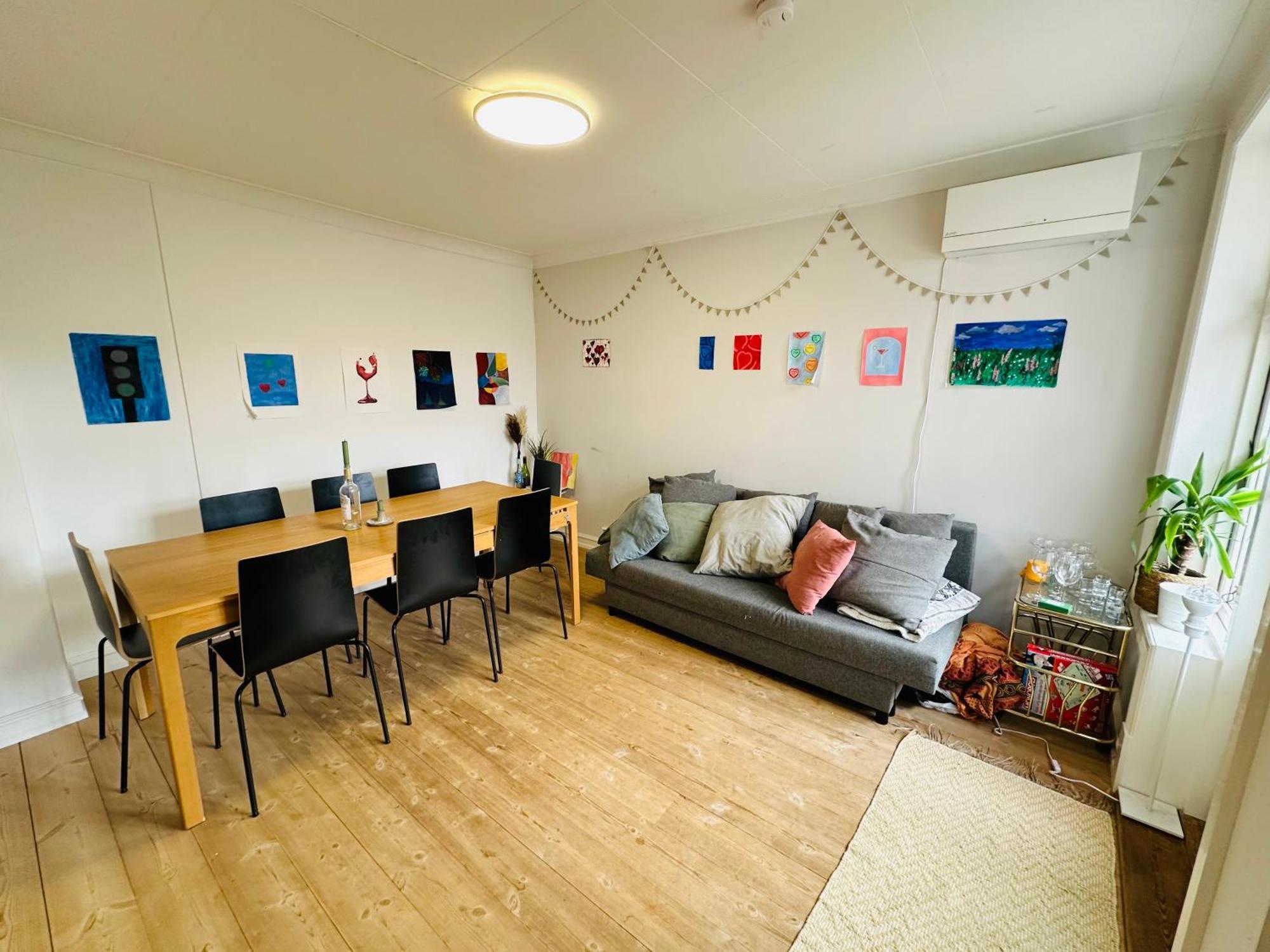 Apartmán Sjarmerende Bolig Like Ved Togstasjonen Bergen Exteriér fotografie