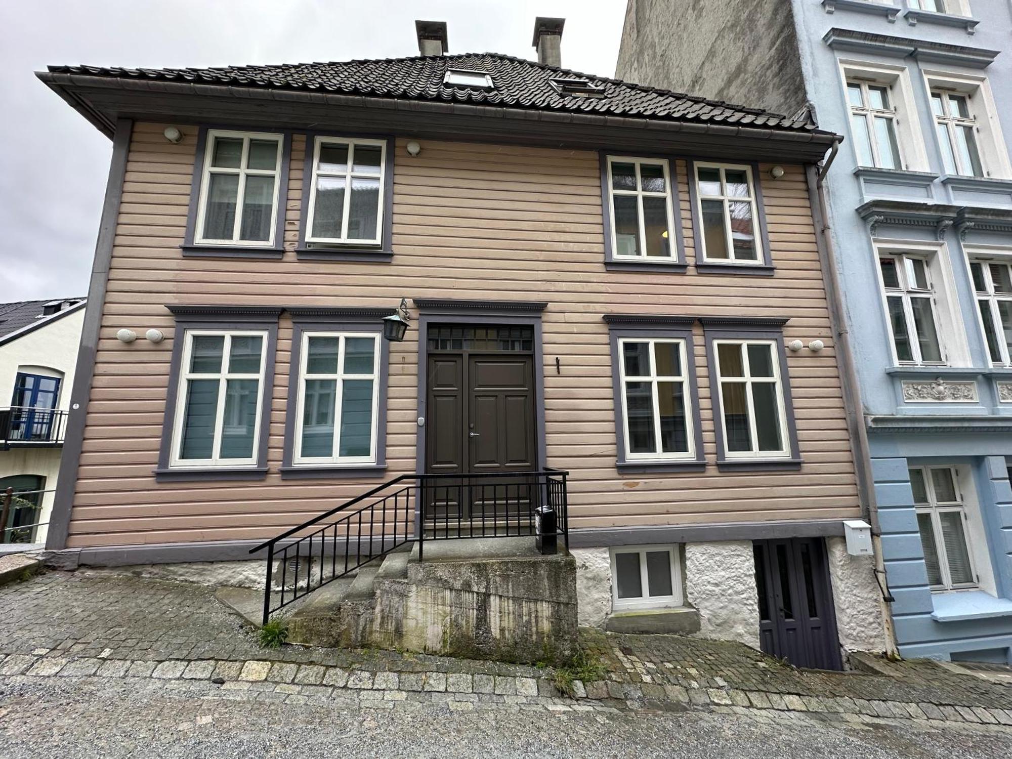 Apartmán Sjarmerende Bolig Like Ved Togstasjonen Bergen Exteriér fotografie